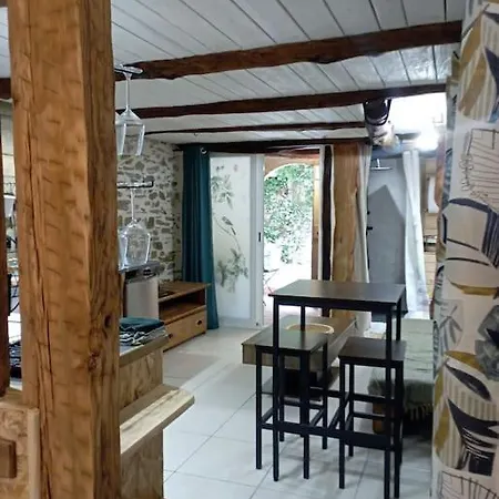 Studio Atypique 아파트 *